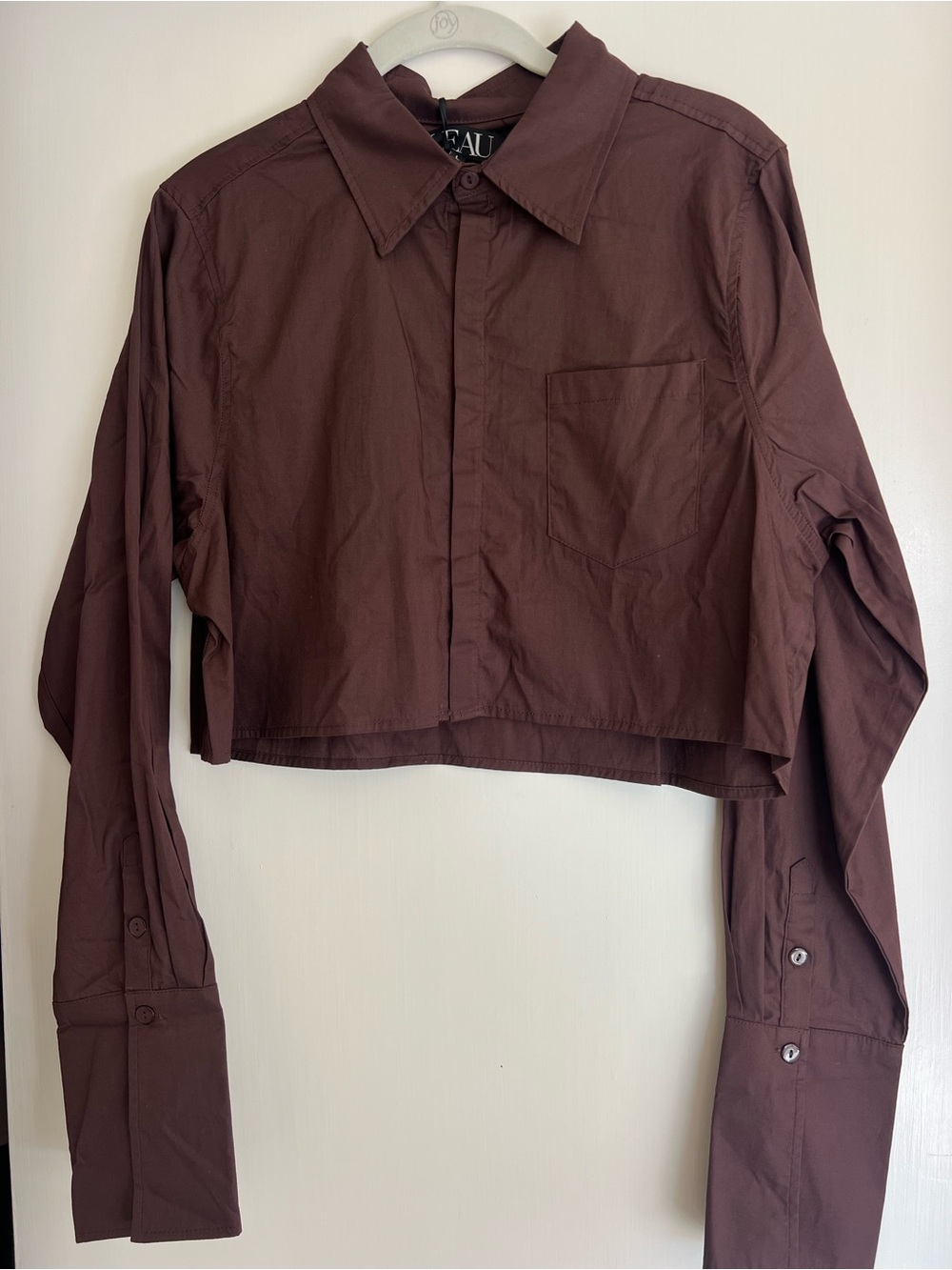 Leau Cropped Button-Front Shirt in Deep Brown